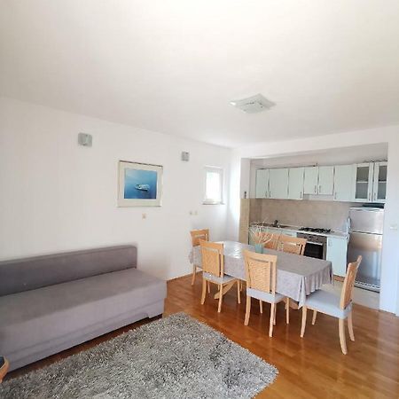 Apartments Moso Tučepi エクステリア 写真