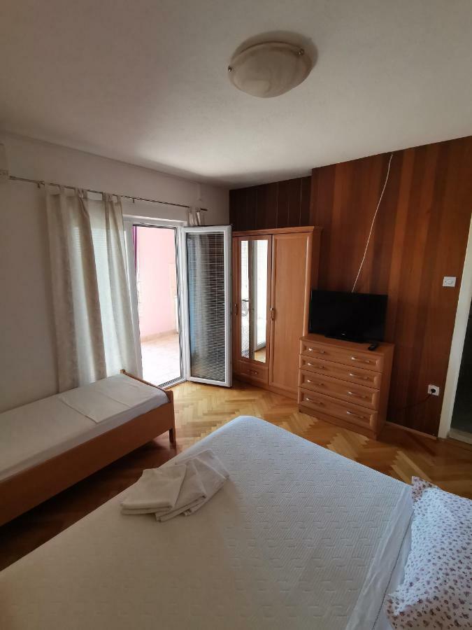 Apartments Moso Tučepi エクステリア 写真