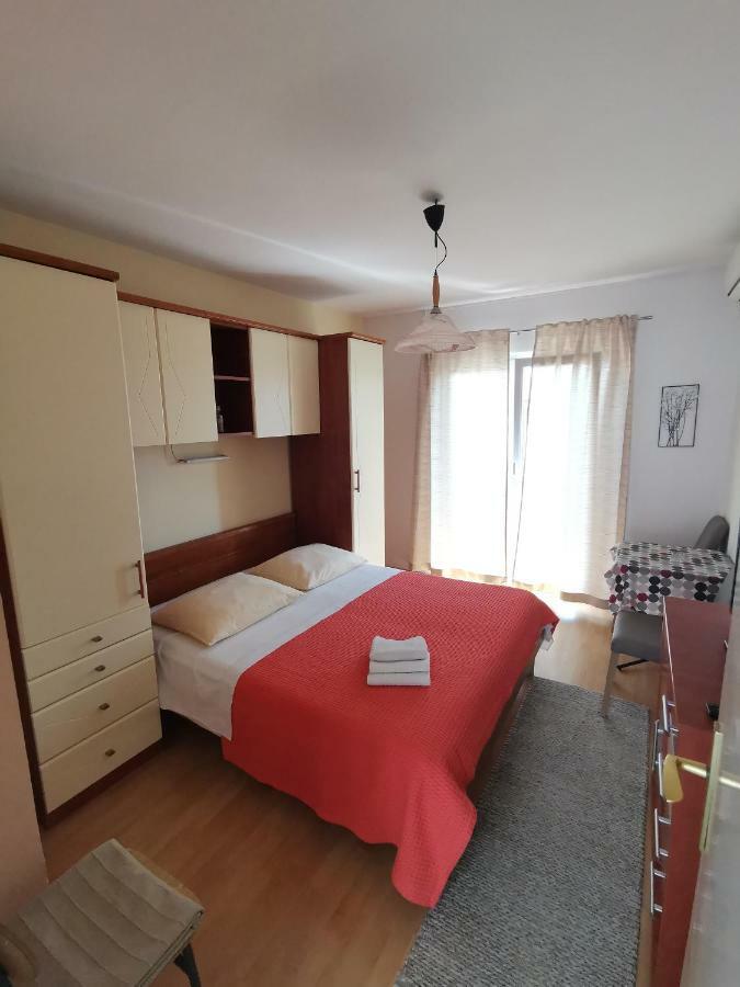 Apartments Moso Tučepi エクステリア 写真